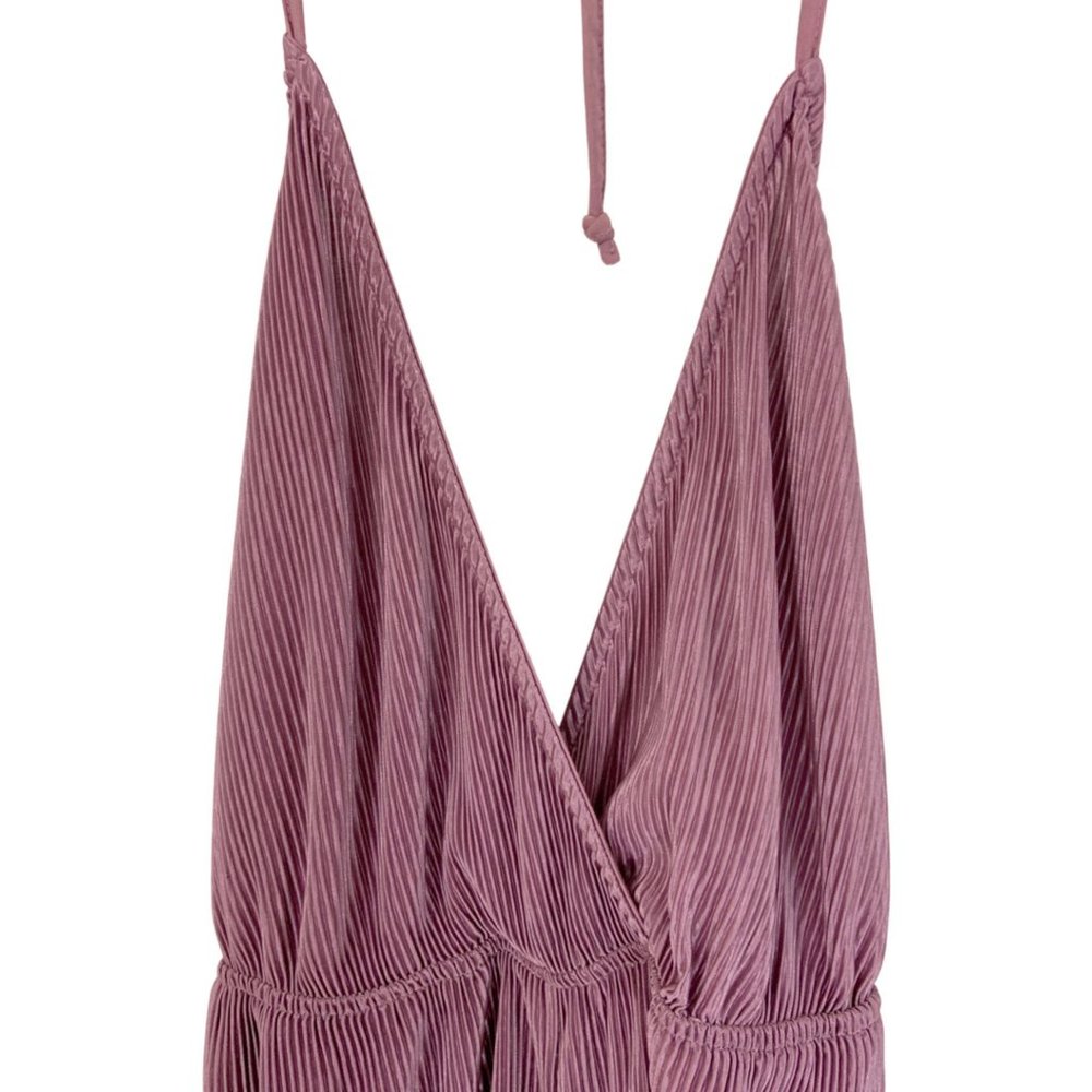 ASOS Petite Plisse V-Neck Halter with Frill Hem Romper - Picture 3 of 9
